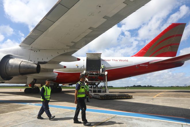 Aeroporto de São José dos Campos amplia voos de rota de cargas para Miami
