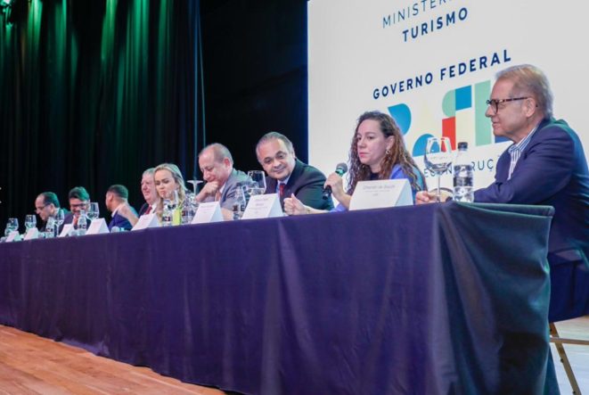 DSJC marca presença em lançamento de plano de turismo do Brasil